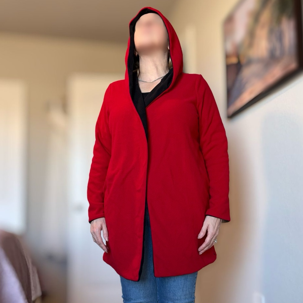 Cuddl Duds Black and Red Women's Reversible open cardigan - Picture 9 of 15